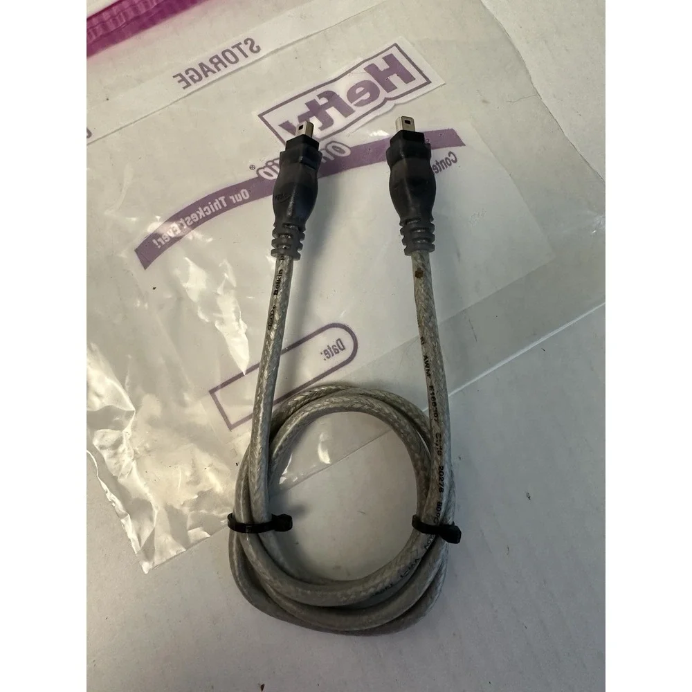 Belkin FireWire 400 Cable 4-Pin to 4-Pin IEEE 1394 i.LINK DV Silver Shielded⁠